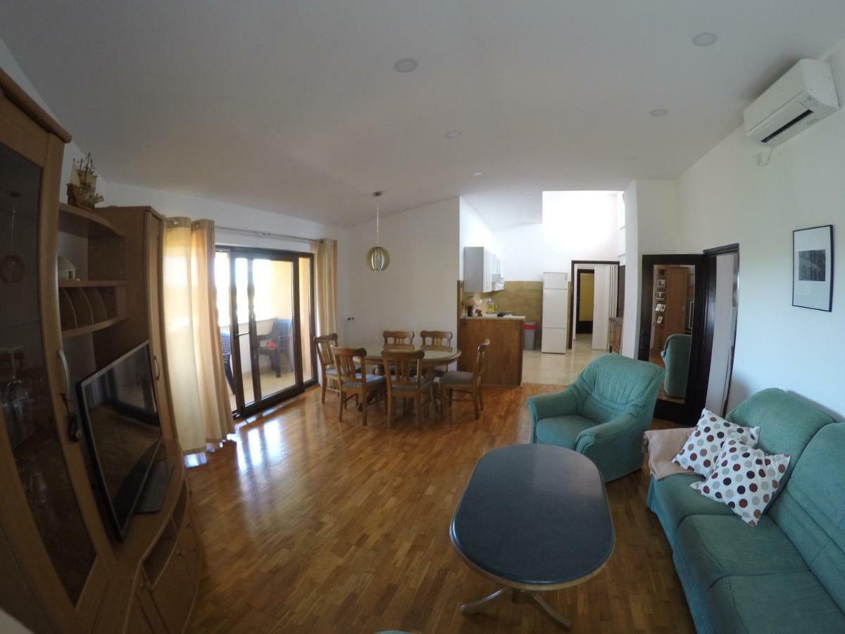 Апартаменты Apartman Koralj Пула Экстерьер фото